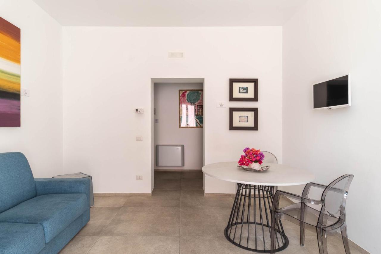 Palazzo Novecento Bed & Breakfast Polignano a Mare Bagian luar foto