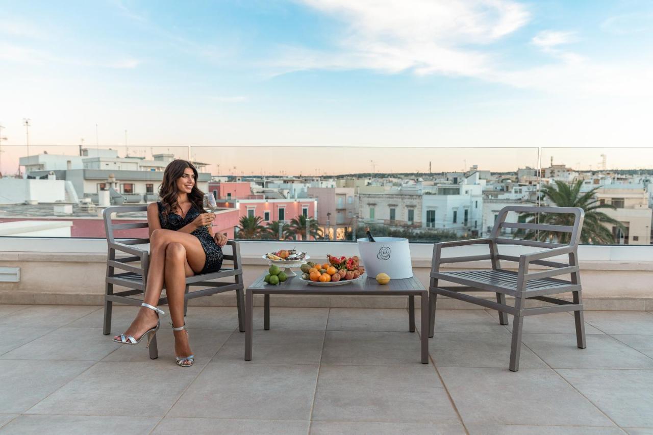 Palazzo Novecento Bed & Breakfast Polignano a Mare Bagian luar foto