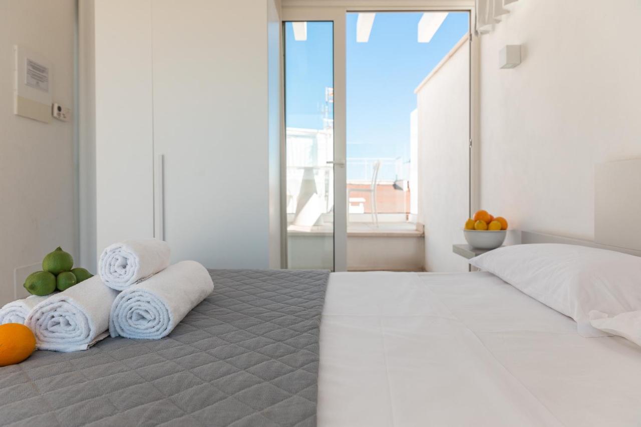 Palazzo Novecento Bed & Breakfast Polignano a Mare Bagian luar foto