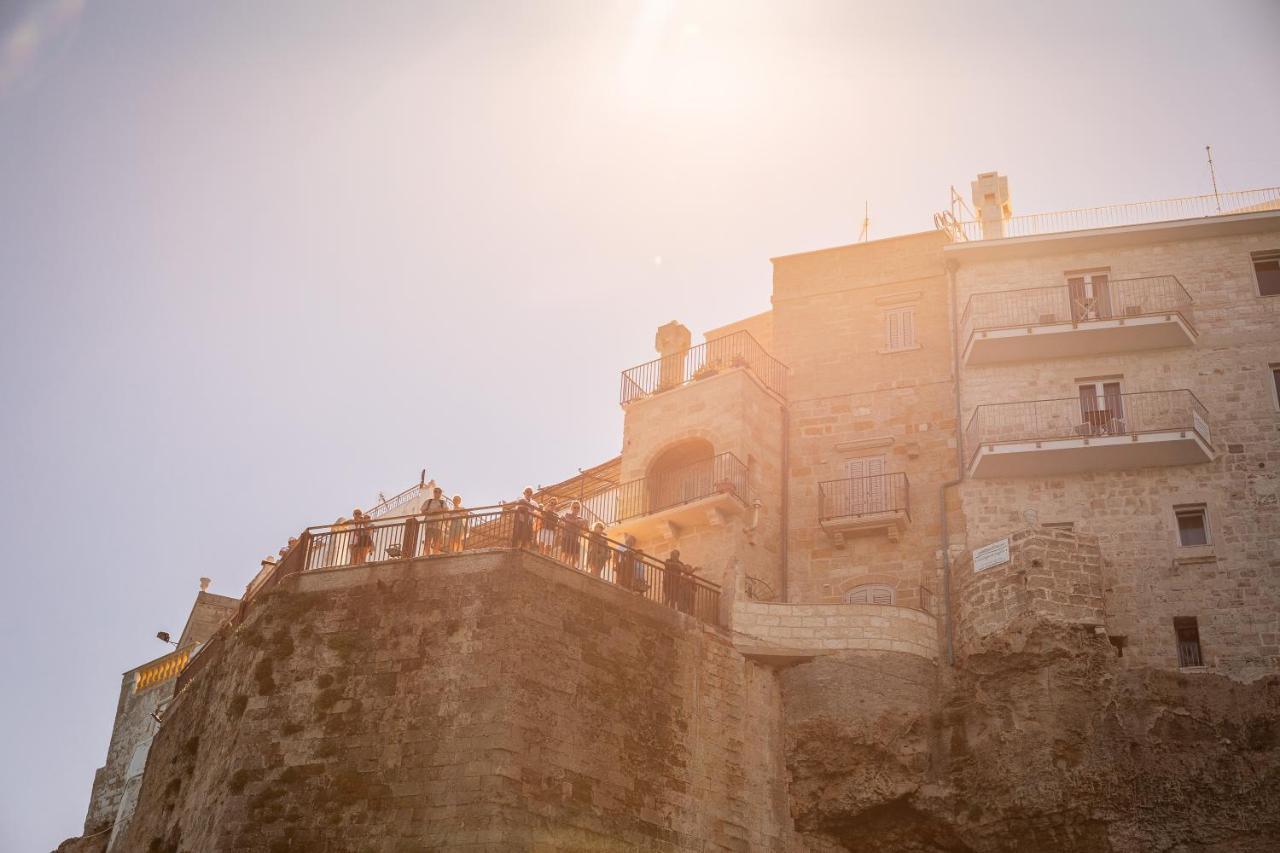 Palazzo Novecento Bed & Breakfast Polignano a Mare Bagian luar foto